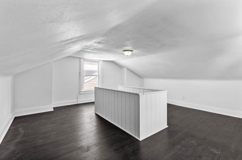 4923 Butler St, Pittsburgh PA 15201-2647 exterior