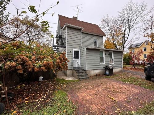 8 Burwell St, Norwalk CT 06854-4703 exterior