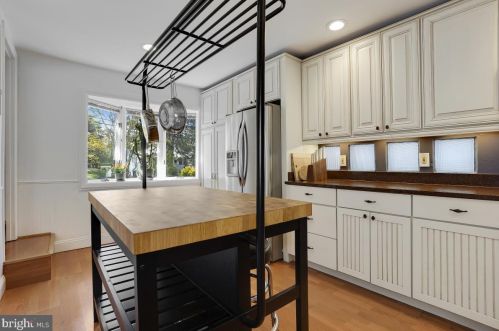 707 Silver Spring Ave, Silver Spring MD  20910-4661 exterior