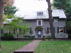 111 Kirkstall Rd, Newton, MA 02460-2245