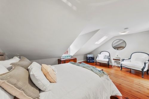 35 Russell St, Boston MA 02114-3901 exterior