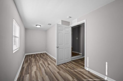 3203 Ellicott St, Tampa FL 33614-6606 exterior