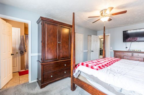 5566 Bluevail Ct, Taylorsville UT 84081-5226 exterior