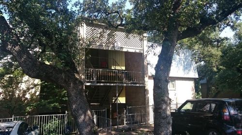 620 1st St, Austin TX  78704-1323 exterior