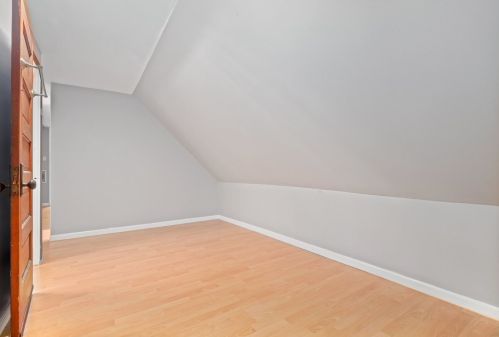 2710 Lawndale Ave, Chicago IL 60655-3312 exterior