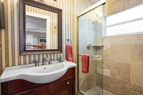 275 4 St, Boca Raton FL 33432-3738 exterior