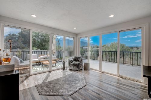 318 David Cir, Sandy UT 84070 exterior