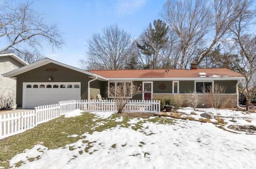 1605 Tarragon Dr, Madison WI  53716-1858 exterior