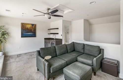 3143 Ft Lincoln Dr, Washington DC 20018-4311 exterior