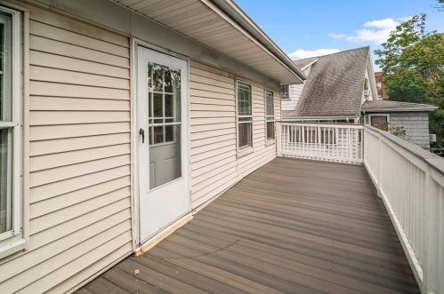 68 Linden St, Brookline MA 02445-7841 exterior