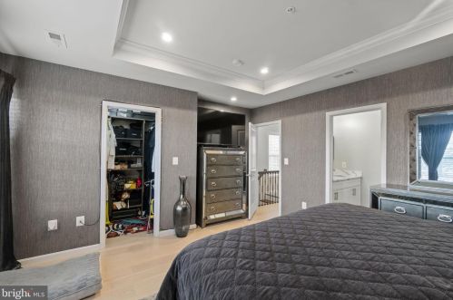 5925 Foote St, Washington DC 20019-6943 exterior