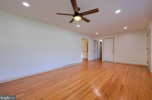 34 Corry Ave, Lancaster PA 17601-3933 exterior