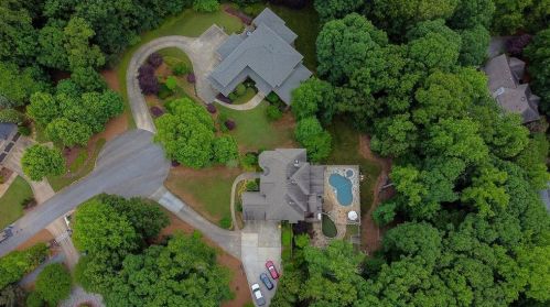 8069 Kenstone Ct, Atlanta GA 30350-4160 exterior