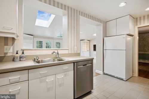 312 Alexandria Ave, Alexandria VA 22301-3036 exterior