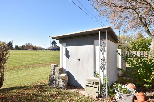 5606 Prt Ave, Milwaukee WI 53223-4121 exterior