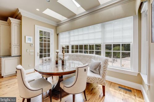 11720 Centurion Way, Rockville MD 20854-6420 exterior