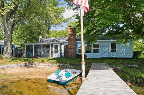 8188 112th St, Grant, MI 49327-9063