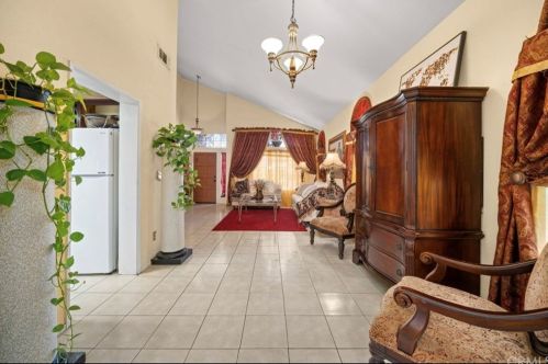 9031 Marmalade Ct, Riverside CA 92508-6227 exterior