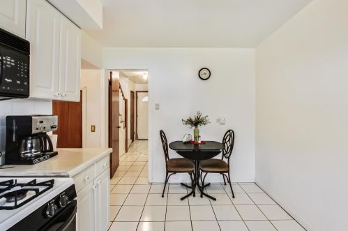 9401 Justine St, Chicago IL 60620-5129 exterior