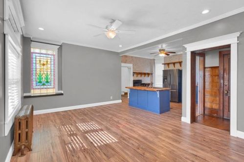 4920 Interboro Ave, Pittsburgh PA 15207-2327 exterior