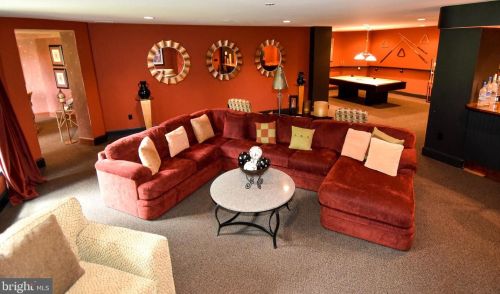 11300 Glen Rd, Rockville MD 20854-1849 exterior