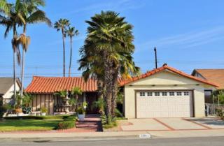 1251 Hibiscus St, Oxnard, CA 93036-2219