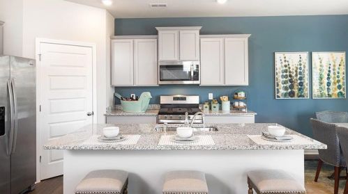 1200 Erica Way, Atlanta GA 30354-3639 exterior