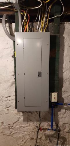 16 Falmouth St, Milford CT exterior