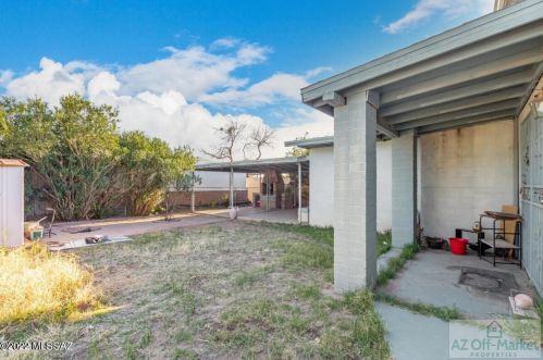 667 40th St, Tucson, AZ 85713-5832