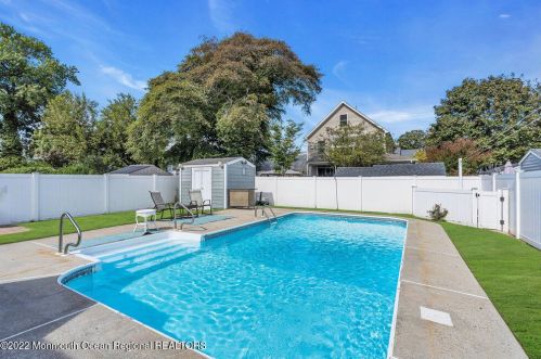 403 New York Ave, Point Pleasant Beach NJ 08742-3338 exterior