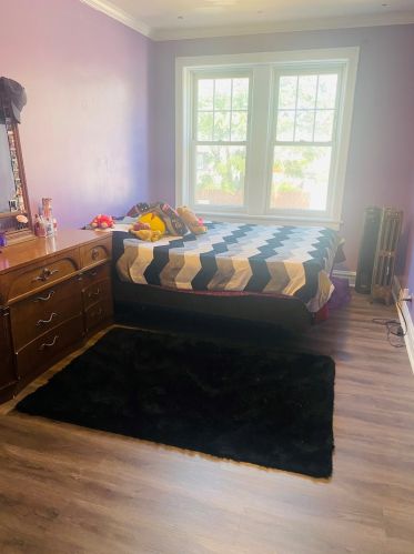 5915 27th St, Chicago, IL 60804-3121