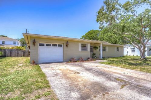 3613 Lightner Dr, Tampa, FL 33629-8231