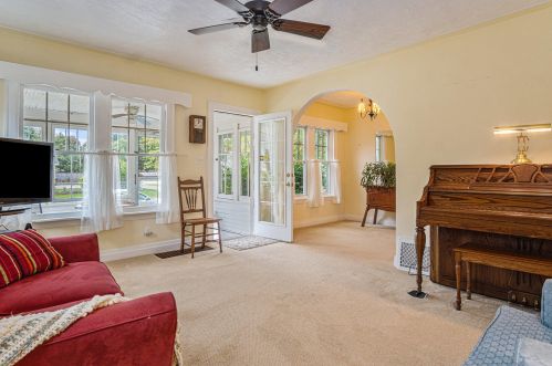 2185 Moon St, Meskegon MI 49441-1551 exterior