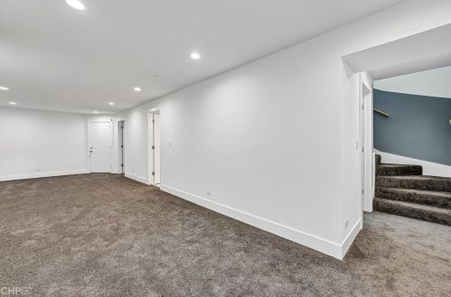 3416 Chicago Ave, Chicago IL 60651-4033 exterior