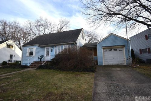 19 Sine Rd, Edison, NJ 08817-4831