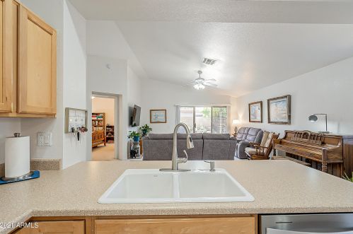 19819 34th Pl, Phoenix AZ  85050-7936 exterior