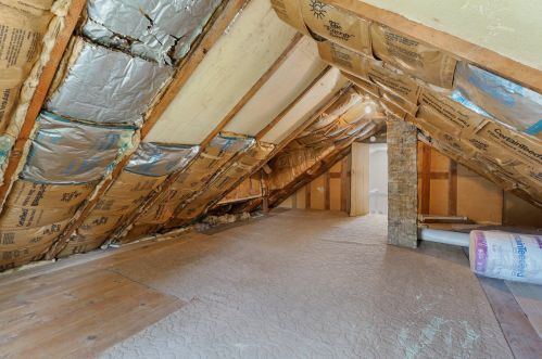 2328 85, Milwaukee WI 53226-1909 exterior