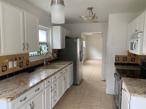 1350 Rivergreen Cir, Fort Pierce FL  34952-4131 exterior