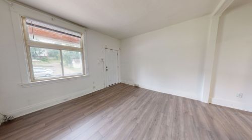 613 Climax St, Pittsburgh PA  15210-1532 exterior