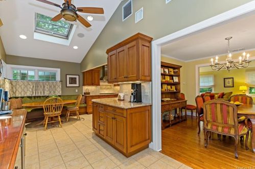 117 Fuller Rd, Briarcliff NY 10510-1328 exterior