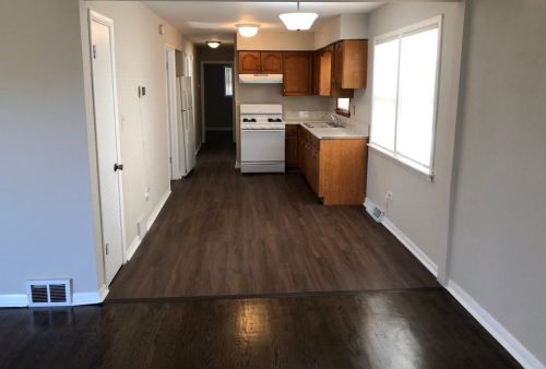 312 113 St, Chicago IL 60655-1926 exterior