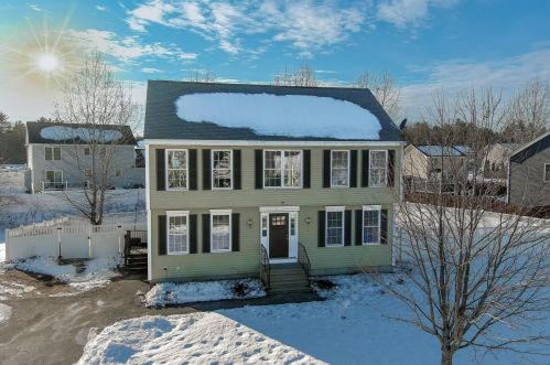 3 Amy Way, Concord NH 03303-1045 exterior