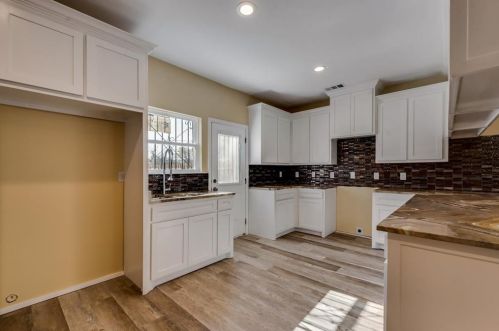 1422 Claude St, Dallas TX 75203-3326 exterior