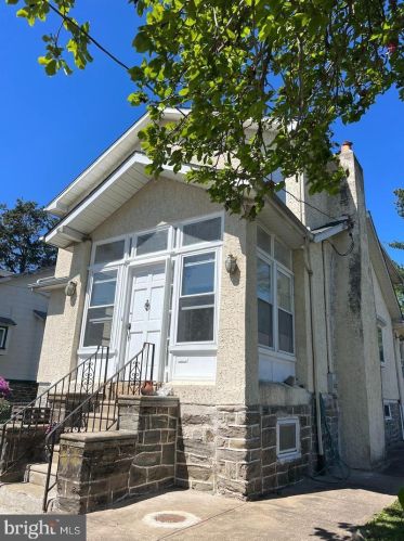 827 Hartel Ave, Philadelphia PA  19111-3115 exterior