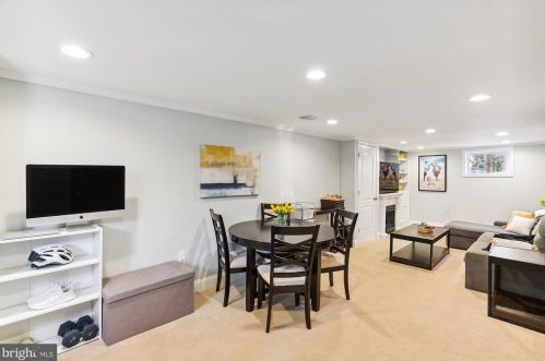 2304 Eccleston St, Silver Spring MD  20902-5015 exterior