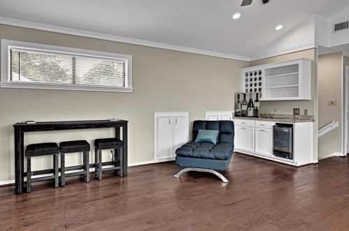 13501 Northshore Dr, Montgomery TX 77356-5371 exterior