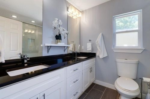 6107 Belfast Dr, Austin TX 78723-1117 exterior