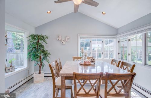 200 Applegate Dr, Trenton NJ 08690-1303 exterior