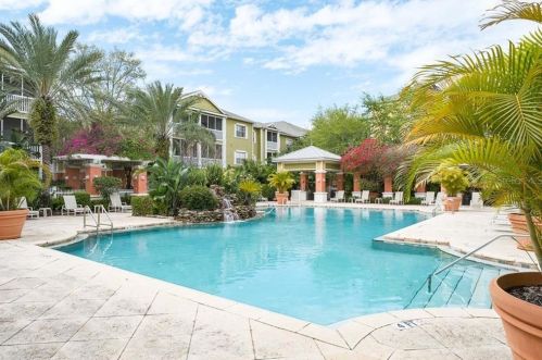 4207 Dale Mabry Hwy, Tampa FL 12105-1423 exterior