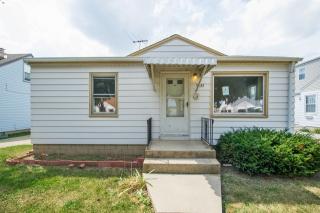 3749 24th St, Milwaukee WI  53206-1353 exterior